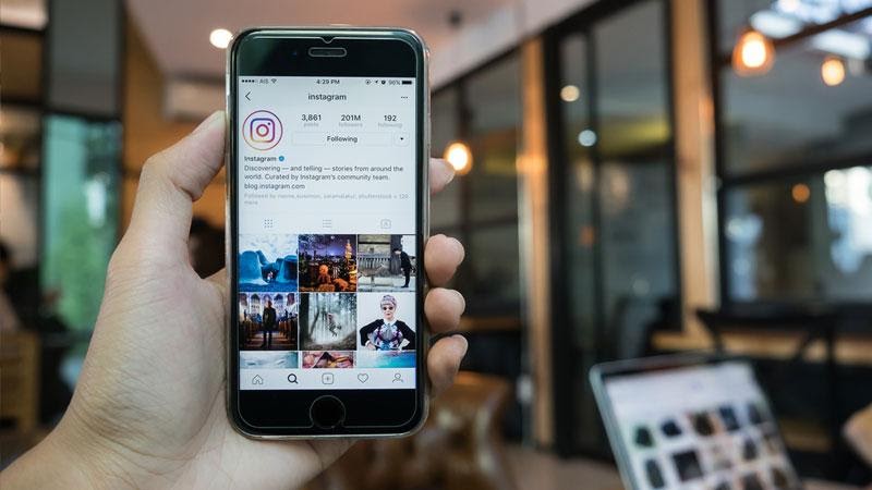Infographic] 10 musts of using Instagram for Business - Social Samosa